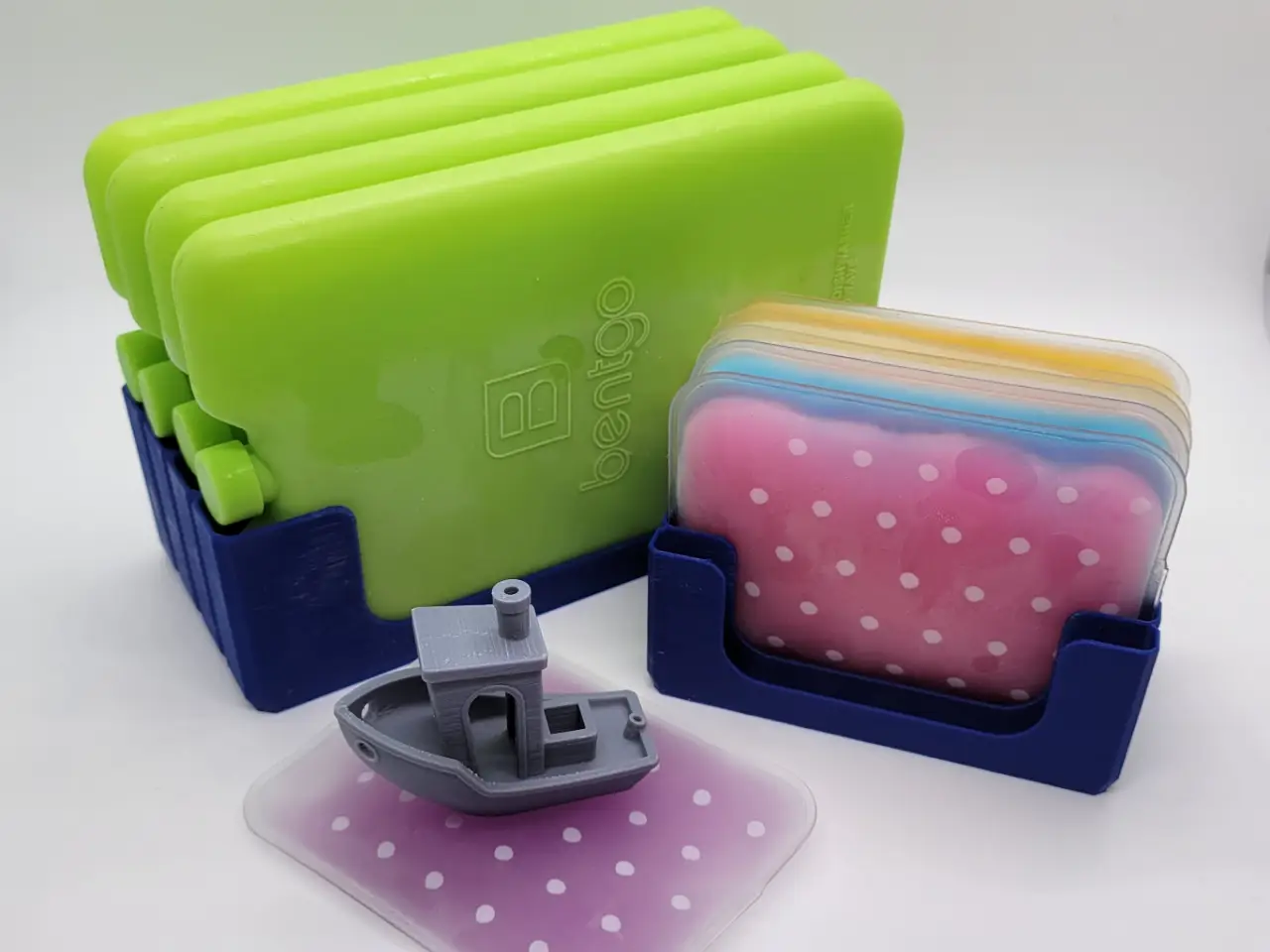 Printed organizer at a workbench